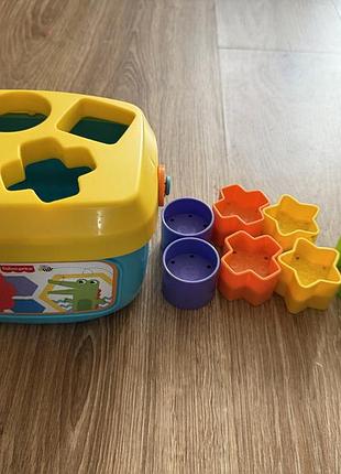 Розвиваюча іграшка сортер fisher-price різнокольоровий