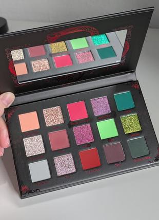 Палетка теней lethal cosmetics serpentine palette