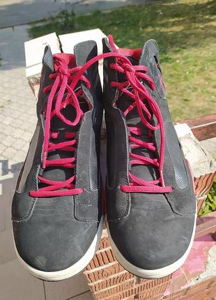 Оригінальні кросівки  jordan 2