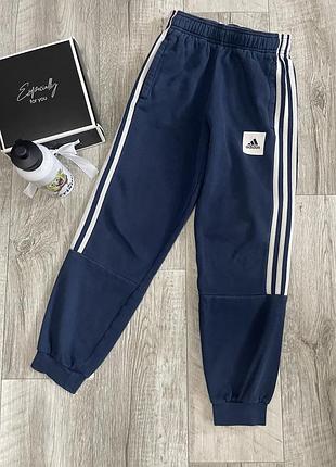 Спортивні штани для хлопчиків adidas сині 11/12 років