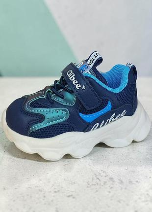 Дитячі кросівки для хлопчика