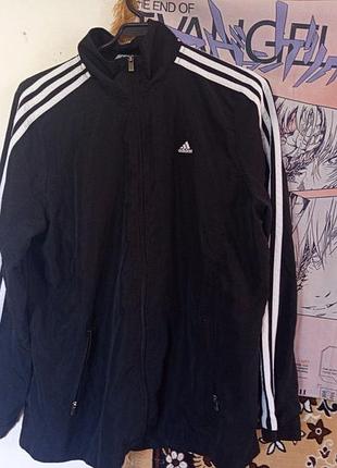 Оригинальная ветровка adidas essentials куртка черная адидас лампасы удлиненная l