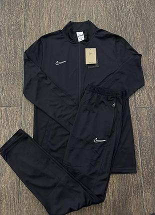 Спортивный костюм мужской nike dri-fit academy black(оригинал-размер м)