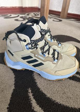 Черевики чоловічі тактичні adidas terrex бежеві