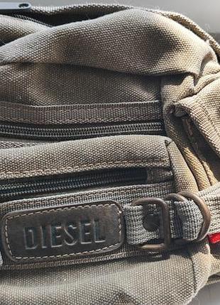 Продається красива барсетка від бренду diesel. 
носилась не довго.