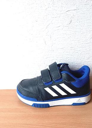Крутые кроссовки adidas tensaur 28 р. стелька 17,6 см.
