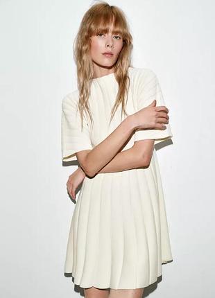 Молочна трикотажна сукня від zara / молочное трикотажное платье зара