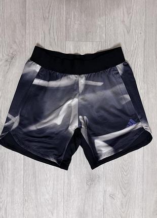 Класні спортивні шорти adidas оригінал р.140
