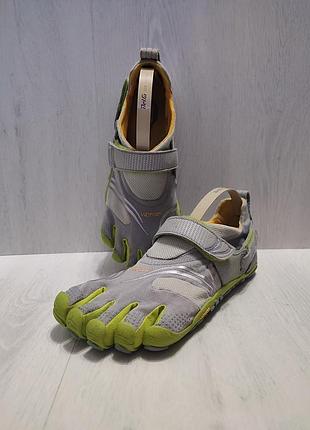 Кроссовки fivefingers 41- стелька 26 см