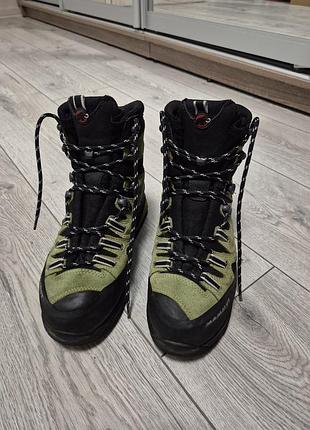 Жіночі трекінгові черевики mammut cascade gtx women