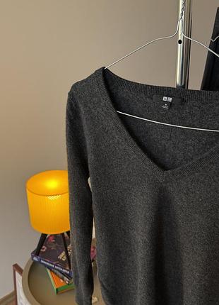 Жіночий джемпер uniqlo графітовий кашеміровий