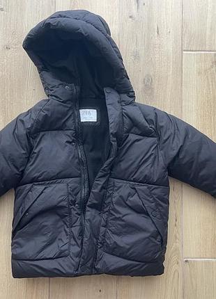 Куртка дитяча zara 110 чорна сіра пуховик