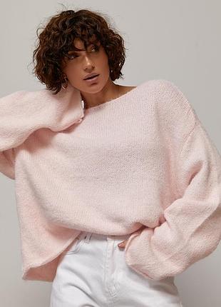 Мохеровый джемпер oversize с широкой горловиной