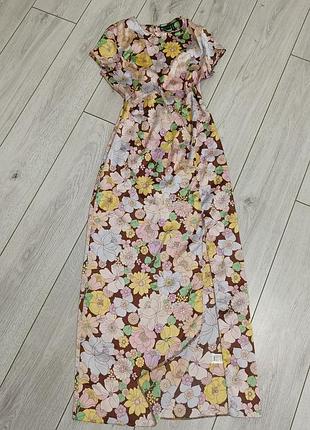 Атласна літня сукня максі asos design з квітковим принтом та розрізом (розмір m / 38)