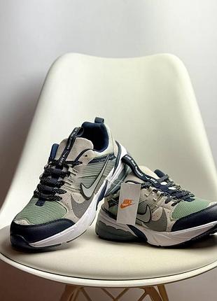 Nike runtekk beige green 5