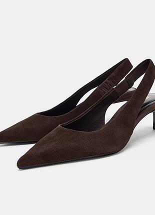 Босоніжки жіночі zara коричневі замшеві