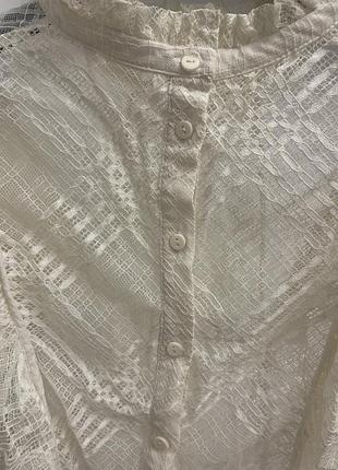 Блуза жіноча h&m з рюшами, біла 3