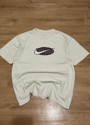 Чоловіча футболка nike з круглим вирізом, молочна