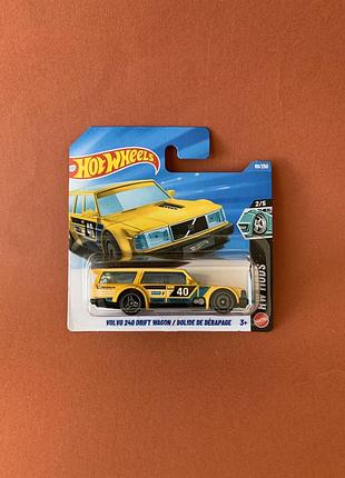 Машинка хот вілс вольво дріфт volvo 240 drift wagon hot wheels 2026