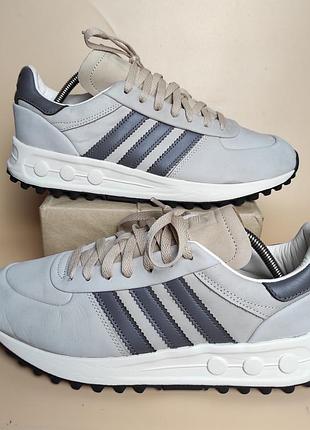 Кроссовки адедас adidas la trainer xlg shoes grey ie6481.
размер 43,5 длина стельки 27,5 см.
