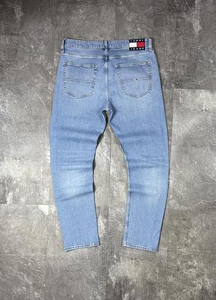 Чоловічі джинси tommy hilfiger jeans dad tapered w33 l34 томмі хілфігер джинси завужені світло-сині денім штани оригінал брендові мужские джинсы синие