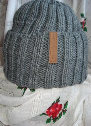 Супер тепла шапка сірого кольору"h&m"р. 55-56см.