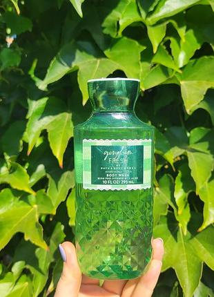Шикарний парфумований гель для душу   gingham fresh  від bath&body works 295 мл
