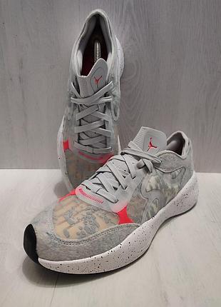Кросівки jordan 42,5- устілка 27 см