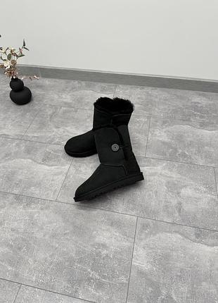 Жіноче ugg women's bailey button 9