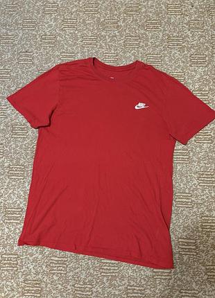 Футболка чоловіча nike