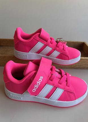 Кросівки для дівчинки adidas grand court avenger рожеві, розмір 29, довжина устілки 18,7 см