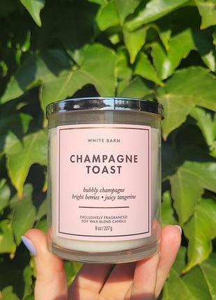 Ароматная свеча champagne toast от bath &amp; body works
