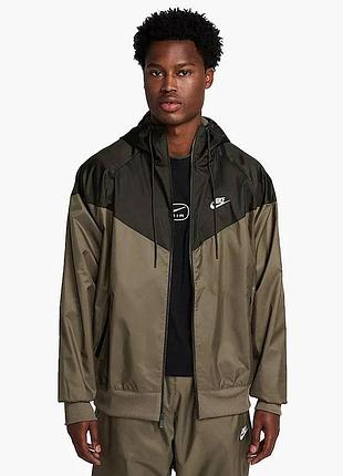 Вітровка чоловіча nike sportswear windrunner хакі
