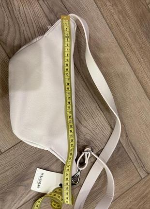 Бананка жіноча pull&bear молочна 4