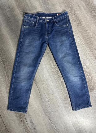 Вкорочені джинси levi’s 32р