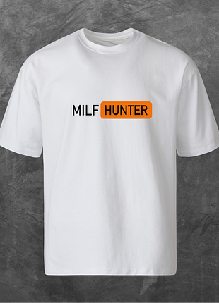 Футболка унисекс с принтом milf hunter оверсайз белая l