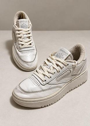 Шкіряні жіночі кросівки reebok club c double, 39 розмір