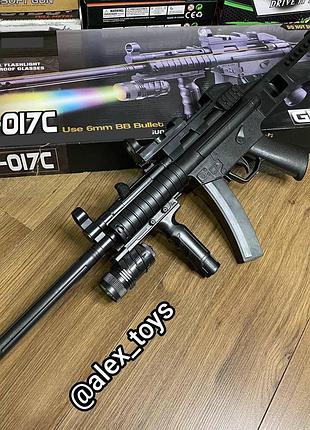 Іграшкова гвинтівка на пластикових кульках bb 6 мм пружинна дитячий автомат механічний для активних ігор і тренування влучності