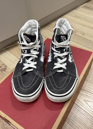 Високі кеди vans
