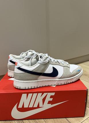 Кросівки nike dunk low сірі з білим 2