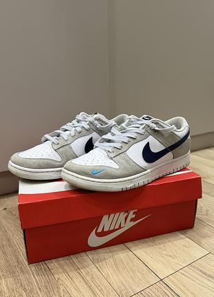 Кросівки nike dunk low сірі з білим
