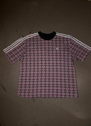 Розовая футболка adidas originals с принтом m
