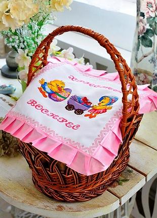 Серветка вишита великодні курчатка