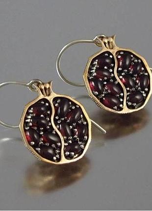 Сережки гранат