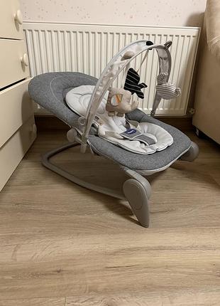 Заколисуючі центри та шезлонги chicco шезлонг 3