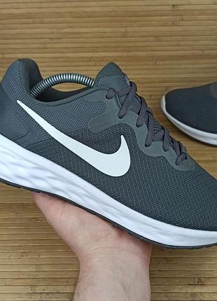 Кроссовки nike revolution размер 44,5 (28,5 см.)