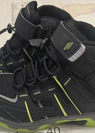 Чоботи для дітей umbro термо чорні