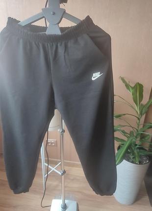 Спортивні штани жіночі nike чорні