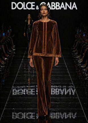 Брючний костюм жіночий dolce & gabbana оксамитовий коричневий