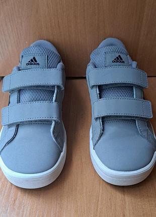Кросівки оригінальні adidas p31,5 6